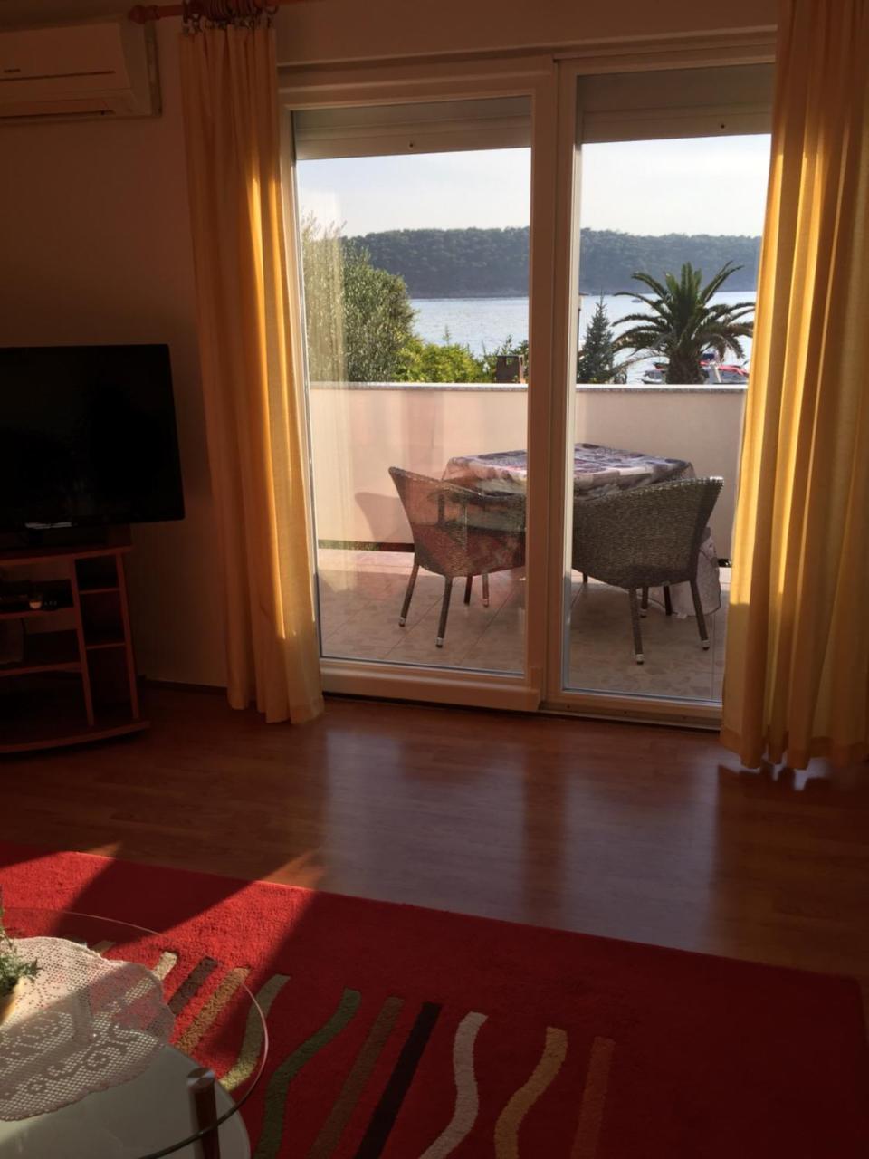 Apartments Nautica Barbat na Rabu エクステリア 写真