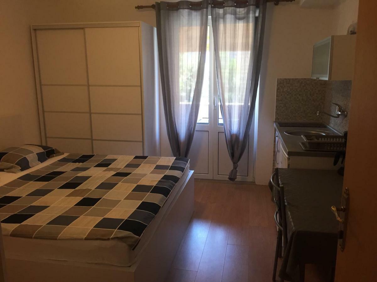 Apartments Nautica Barbat na Rabu エクステリア 写真